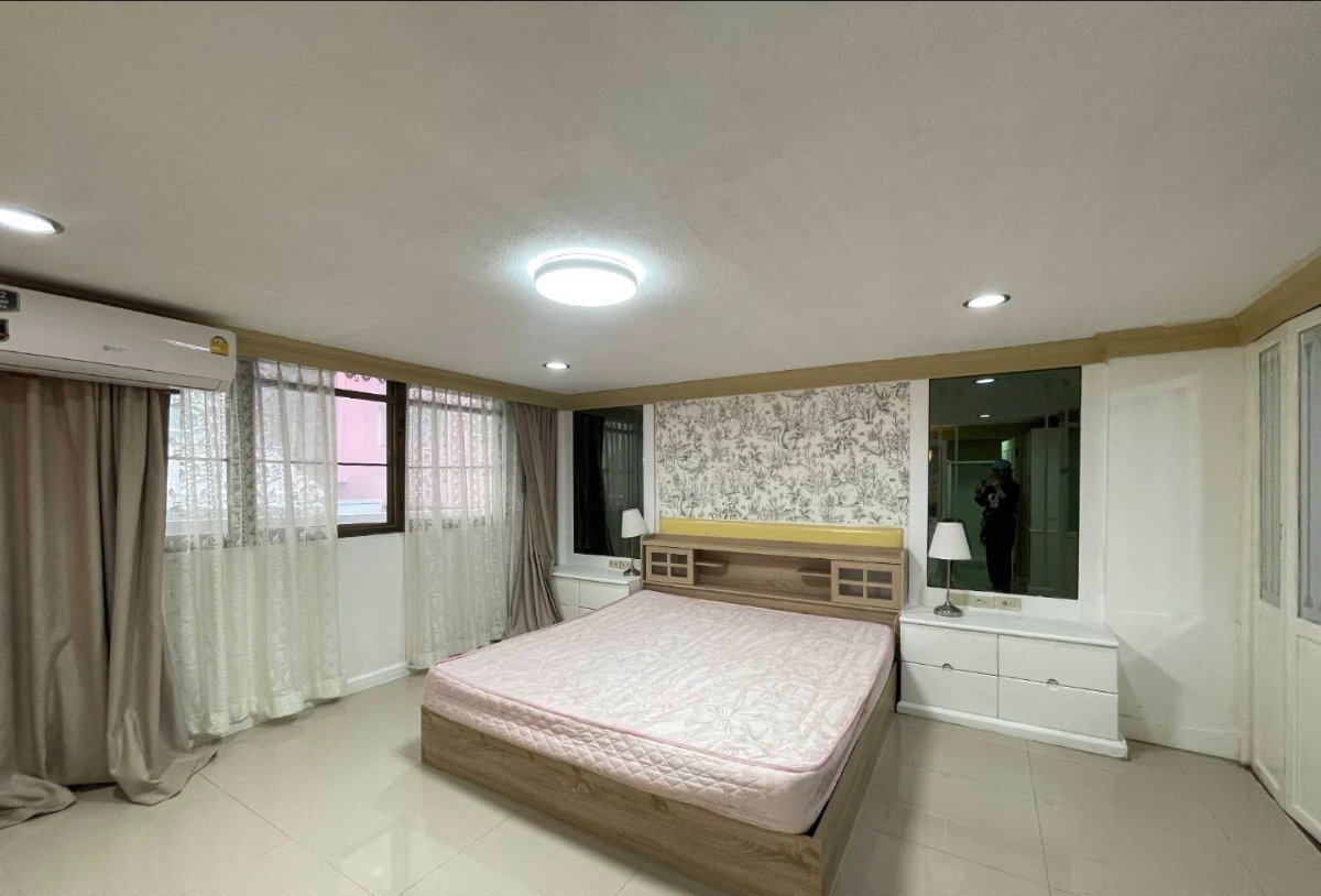 รูป ให้เช่าทาวน์เฮ้าส์ เอกมัย12 บ้านกว้าง ทำเลใจกลางเอกมัย - รูปที่ 16/29