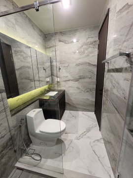 1 ห้องนอน | 1 ห้องน้ำ | BTS Thong Lo | 42 ตร.ม. | 48,000 บาท/เดือน | ชั้น 24 — Laviq Sukhumvit 57 กรุงเทพฯ