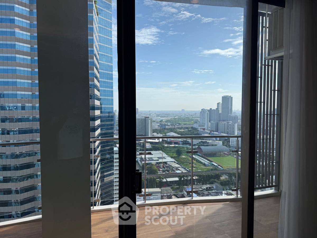 รูป คอนโด 3 ห้องนอน ชั้น 30 Supalai Oriental Sukhumvit 39 ใกล้ MRT เพชรบุรี (ID 3068893) - รูปที่ 9/19