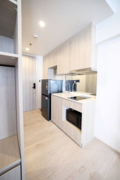 1 ห้องนอน | 1 ห้องน้ำ | BTS Wongwian Yai | 27 ตร.ม. | 17,000 บาท/เดือน | ชั้น 12 — Reference Sathorn - Wongwianyai กรุงเทพฯ