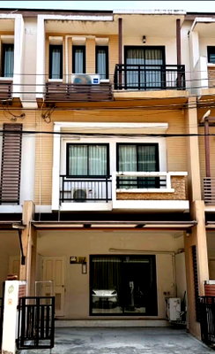 Condos for rent : 3Bed | 3Bath | BTS Si Kritha | 170sqm | THB 28,000/mo | Fl.1 — Bliz Condominium Rama 9 - Hua Mak Bangkok