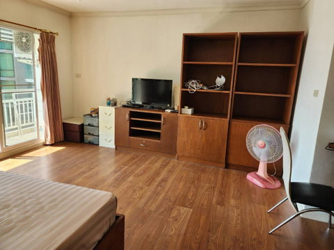 1 ห้องนอน | 1 ห้องน้ำ | BTS Ratchathewi | 41 ตร.ม. | 16,000 บาท/เดือน | ชั้น 19 — Park View กรุงเทพฯ