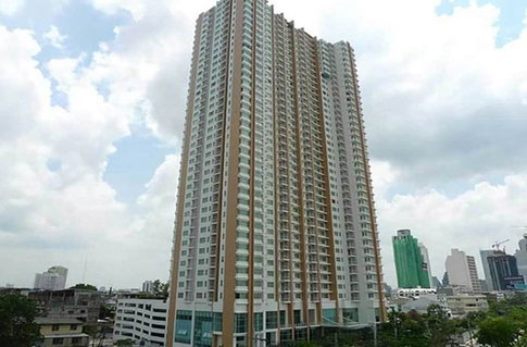 1Bed | 1Bath | BTS Wongwian Yai | 44sqm | THB 18,000/mo | Fl.30 — Villa Sathorn Bangkok