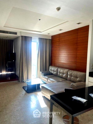 Condos for rent : 1-BR Condo at Nusasiri Grand Condominium near BTS Ekkamai (ID 2723032)