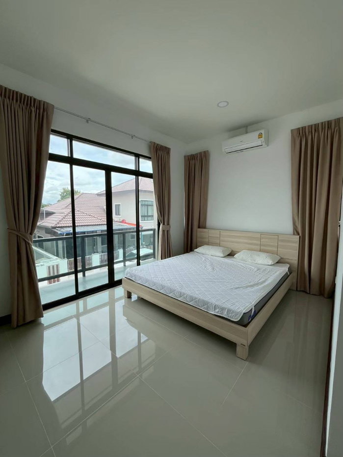 รูป บ้านเดี่ยวพร้อมอยู่ 4 ห้องนอน 4 ห้องน้ำ พร้อมเฟอร์ครบ เพียง 3.39 ล้านบาท โครงการ The Private 3 (บ้านฉาง - รูปที่ 13/16