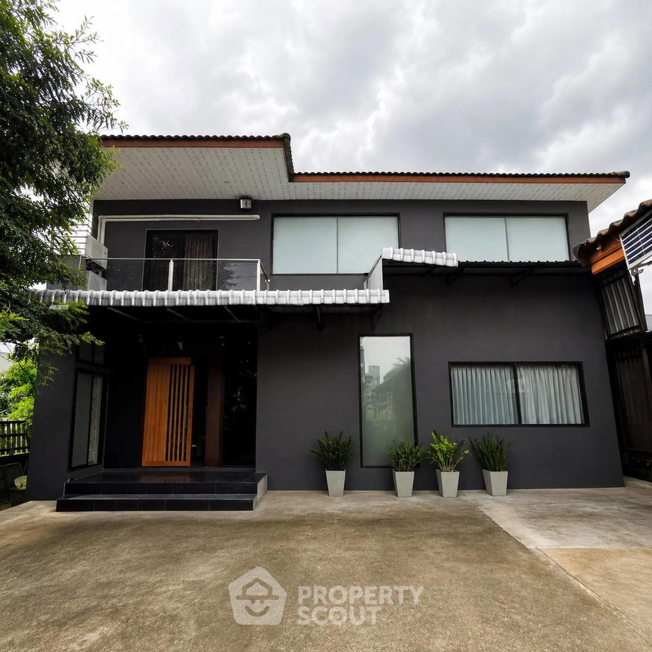 picture Spacious 6-BR House 350 Sqm In Tha Raeng, Bang Khen (ID 3253640) - 1/42