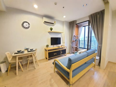 1 ห้องนอน | 1 ห้องน้ำ | BTS Ratchathewi | 35 ตร.ม. | 22,000 บาท/เดือน | ชั้น 23 — IDEO Q กรุงเทพฯ