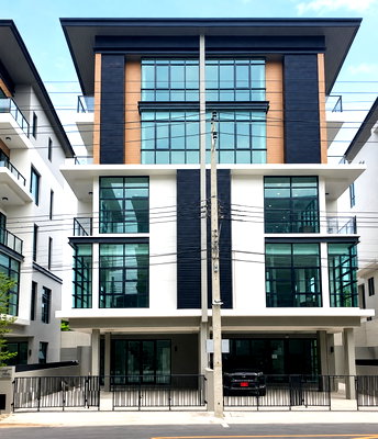เช่าโฮมออฟฟิศ เดอะ คริสตัล : โฮมออฟฟิศ : Premium Place Kaset-Nawamin 5 ชั้น พร้อมลิฟต์ส่วนตัว จอดรถ 6 คัน | ใกล้รร.สตรีวิทยา 2
