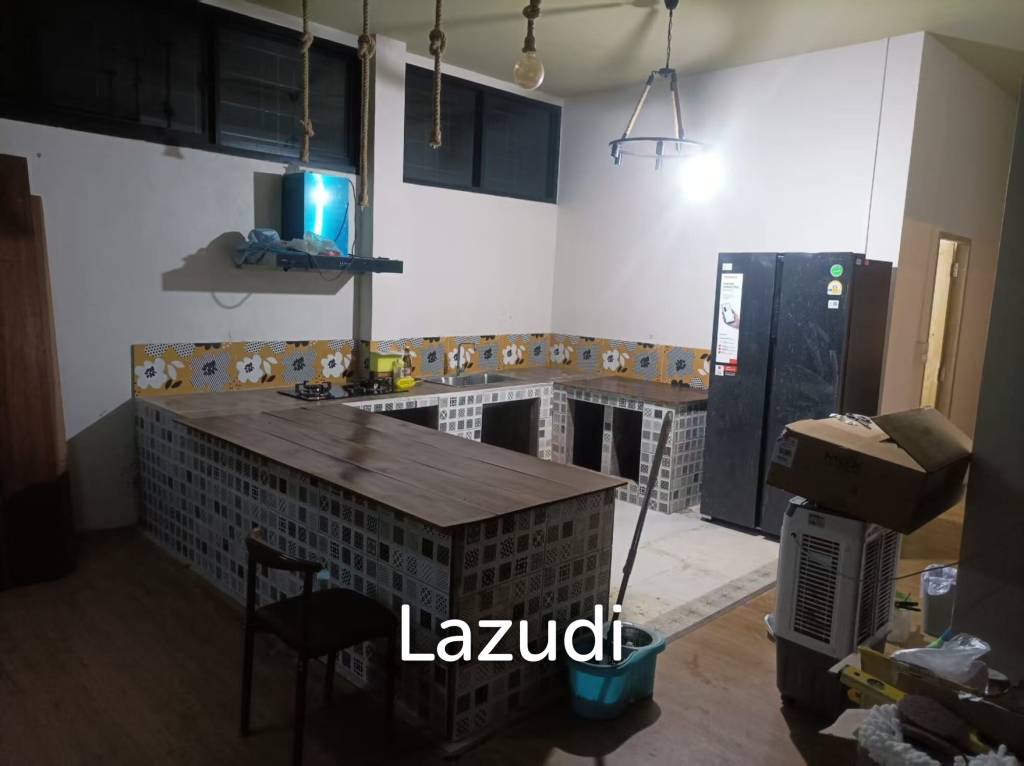 รูป บ้านเดี่ยว สไตล์โมเดิร์น 3 ห้องนอน 3 ห้องนั่งเล่น บนพื้นที่กว่า 2 ไร่ - รูปที่ 9/23