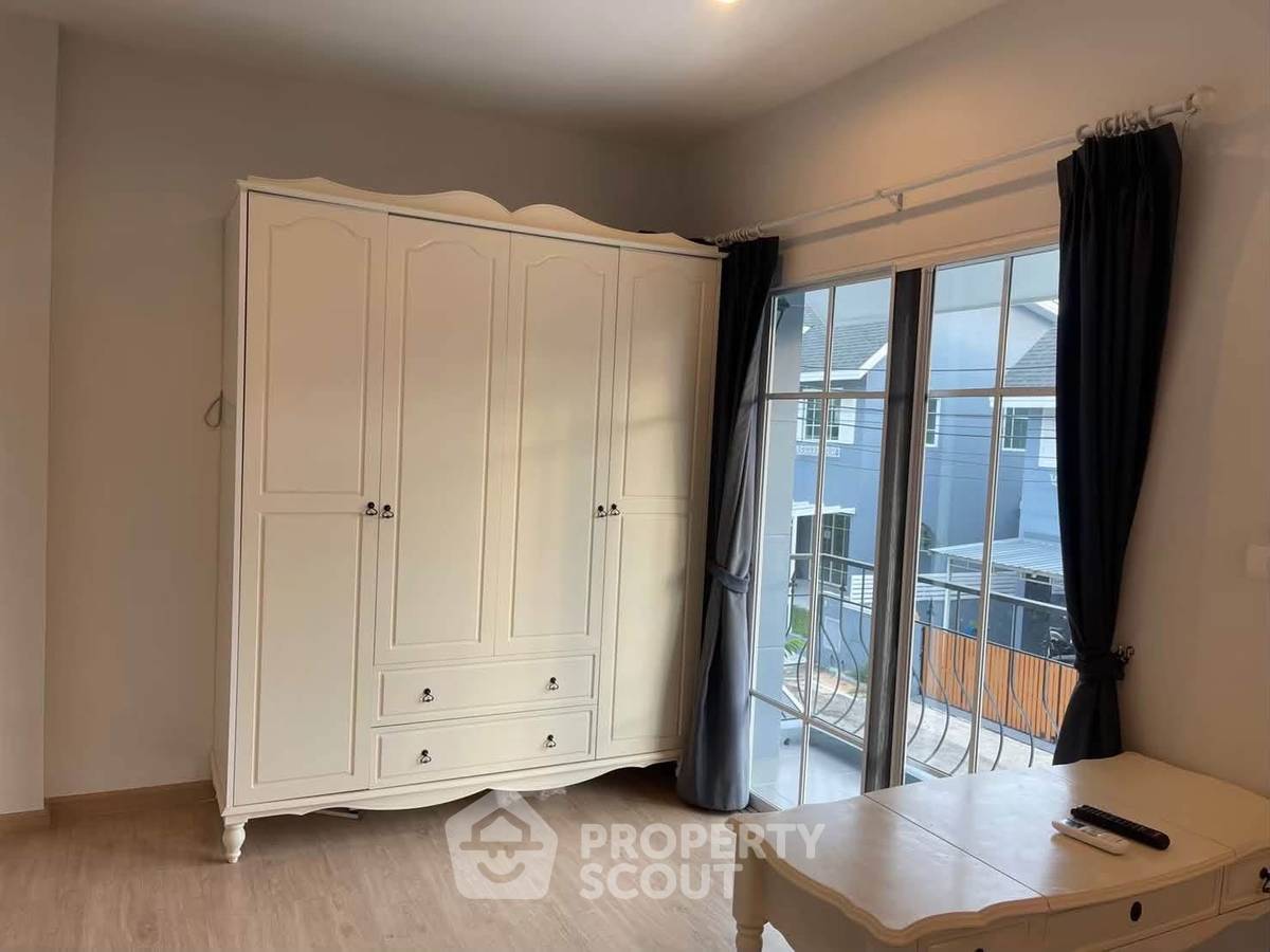 รูป บ้าน 3-ห้องนอน ที่ วินสตัน วิลเลจ พัทยา ใกล้ พัทยาตะวันออก (ID 3262978) - รูปที่ 13/13