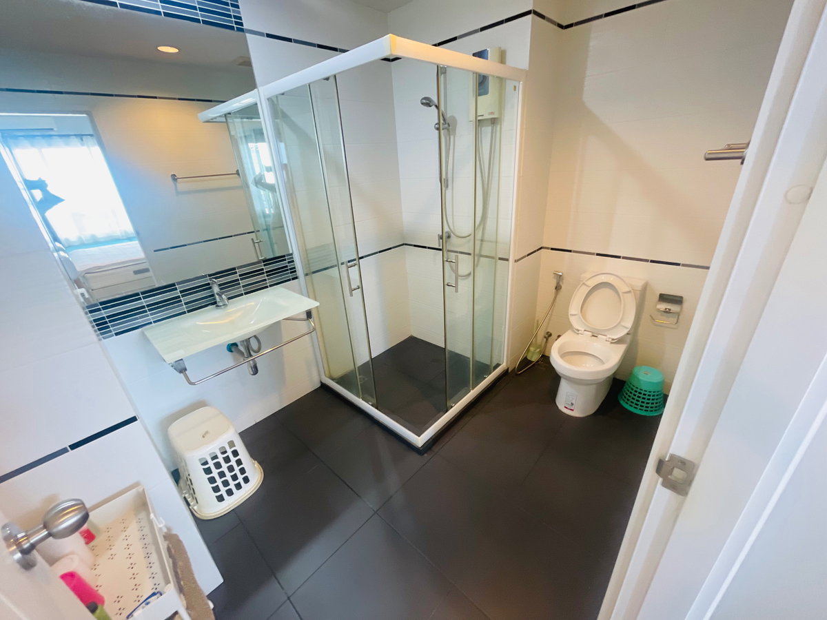 picture Centric Sea Pattaya condo for 1year rent - 12/12