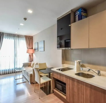 1 ห้องนอน | 1 ห้องน้ำ | BTS Saphan Taksin | 35 ตร.ม. | 21,000 บาท/เดือน | ชั้น 28 — Rhythm Sathorn กรุงเทพฯ