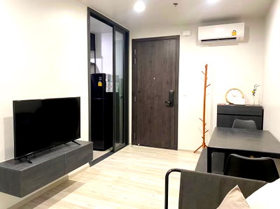 คอนโดให้เช่า : สตูดิโอ | 1 ห้องน้ำ | MRT Huai Khwang | 35 ตร.ม. | 20,000 บาท/เดือน | ชั้น 15 — XT Huaikhwang กรุงเทพฯ