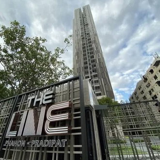 1 ห้องนอน | 1 ห้องน้ำ | BTS Saphan Khwai | 35 ตร.ม. | 22,000 บาท/เดือน | ชั้น 39 — The Line Phahol - Pradipat กรุงเทพฯ