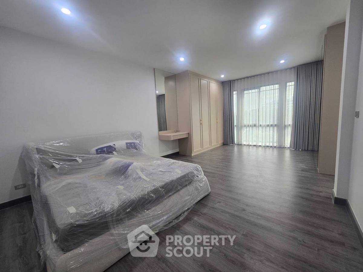 รูป บ้าน 2-ห้องนอน ใน สวนหลวง (ID 3262723) - รูปที่ 4/11