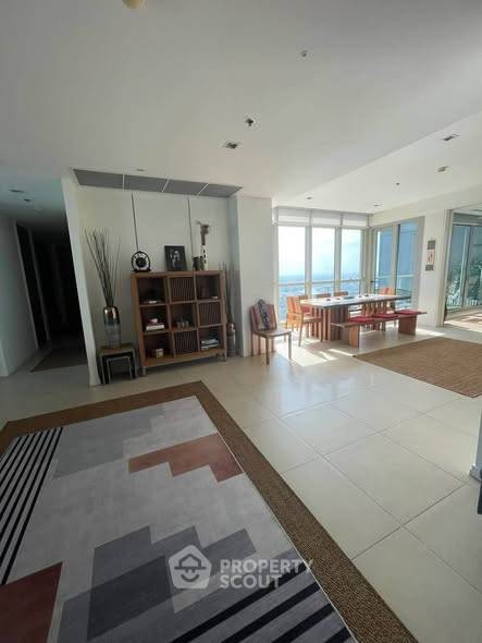 รูป คอนโด 3 ห้องนอน ขนาด 208 ตร.ม. The River Condominium ใกล้ BTS สะพานตากสิน (ID 3263587) - รูปที่ 2/13