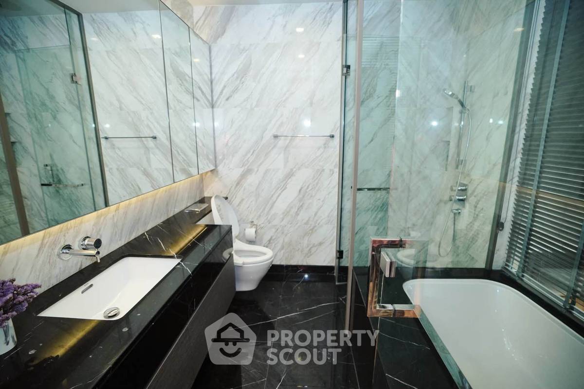 picture 1-BR Condo at Saladaeng One near MRT Si Lom (ID 3263580) - 10/14
