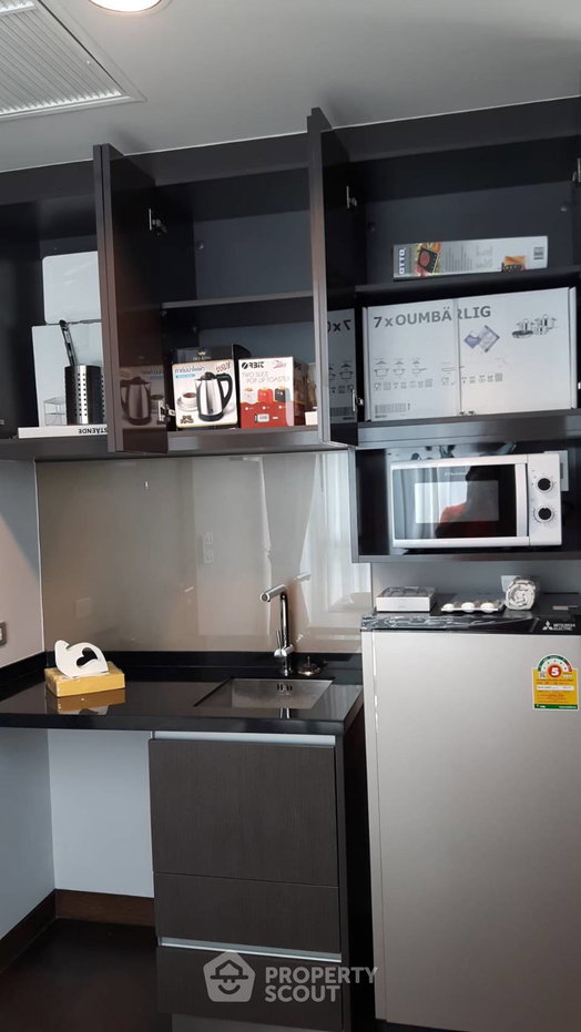 picture Great Value 27th-Floor 1-BR At The Lumpini 24 By BTS Phrom Phong (ID 629826) - 3/8