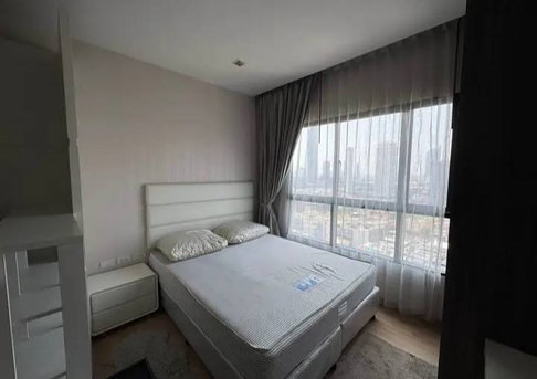 1 ห้องนอน | 1 ห้องน้ำ | BTS Krung Thon Buri | 32 ตร.ม. | 15,000 บาท/เดือน | ชั้น 21 — Urbano Absolute Sathon-Taksin กรุงเทพฯ