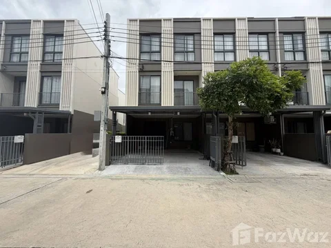 A fully furnished, move-in-ready home designed for comfortab 6726437