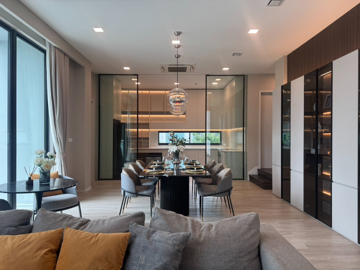 รูป P0922/บ้านหรูหลังริม Vive กรุงเทพกรีฑา | พื้นที่ใช้สอย 421 ตร.ม. ค่าเช่า 250,000 บาท/เดือน - รูปที่ 22/42