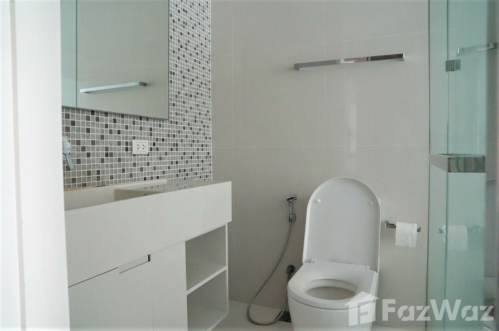 รูป คอนโดให้เช่า 2 ห้องนอน ในโครงการ เดอะ รูม สุขุมวิท 21 1040188 - รูปที่ 7/9