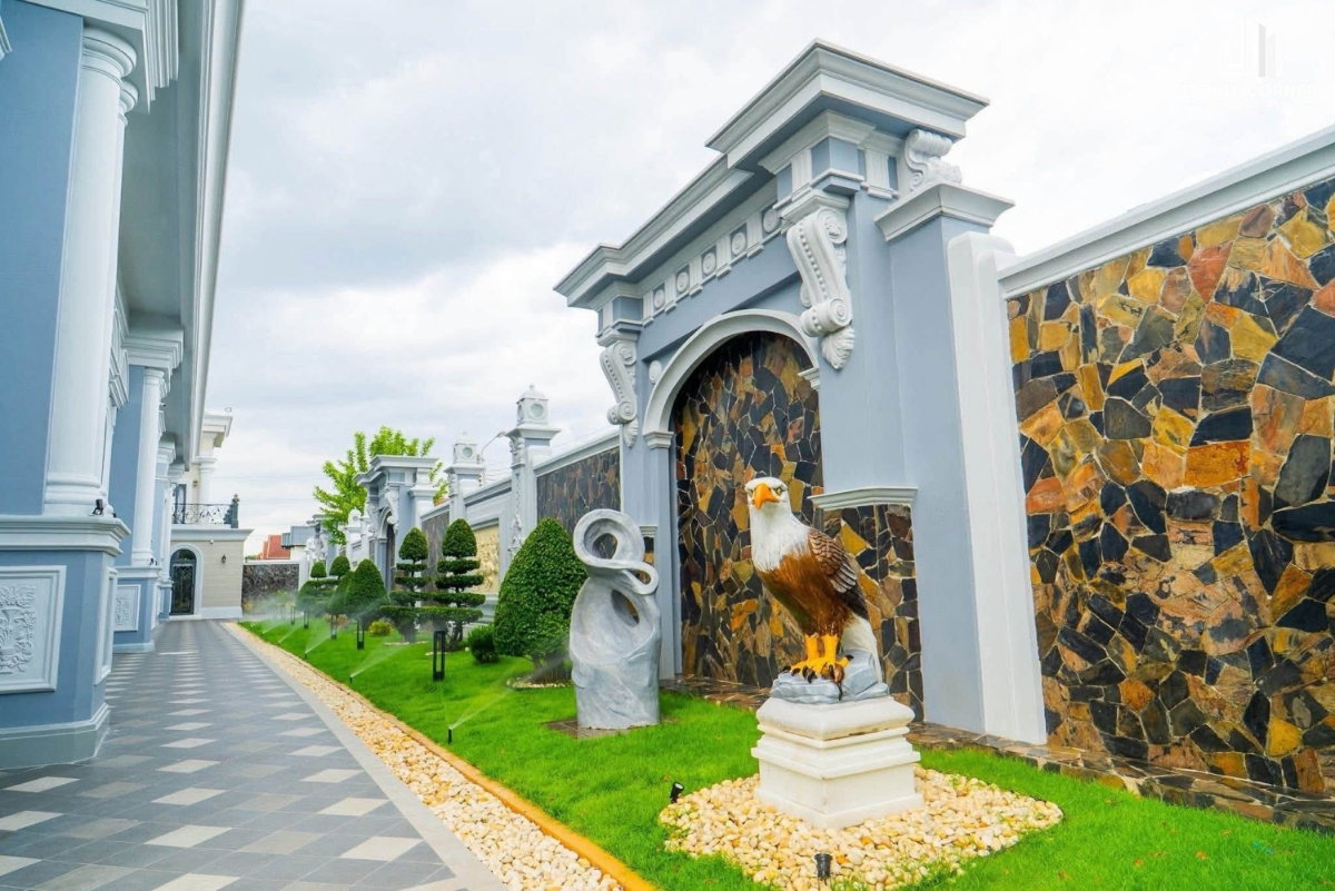 รูป ขาย คฤหาสน์ บนทำเล พุทธมณฑลสาย 3 ซอย 18 บนที่ดินใหญ่กว่า 2 ไร่ พื้นที่ใช้สอย 2,950 ตร.ม. - รูปที่ 2/10