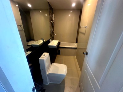 คอนโดให้เช่า : 1 ห้องนอน | 1 ห้องน้ำ | BTS Saint Louis | 42 ตร.ม. | 20,000 บาท/เดือน | ชั้น 22 — Bangkok Horizon Sathorn กรุงเทพฯ