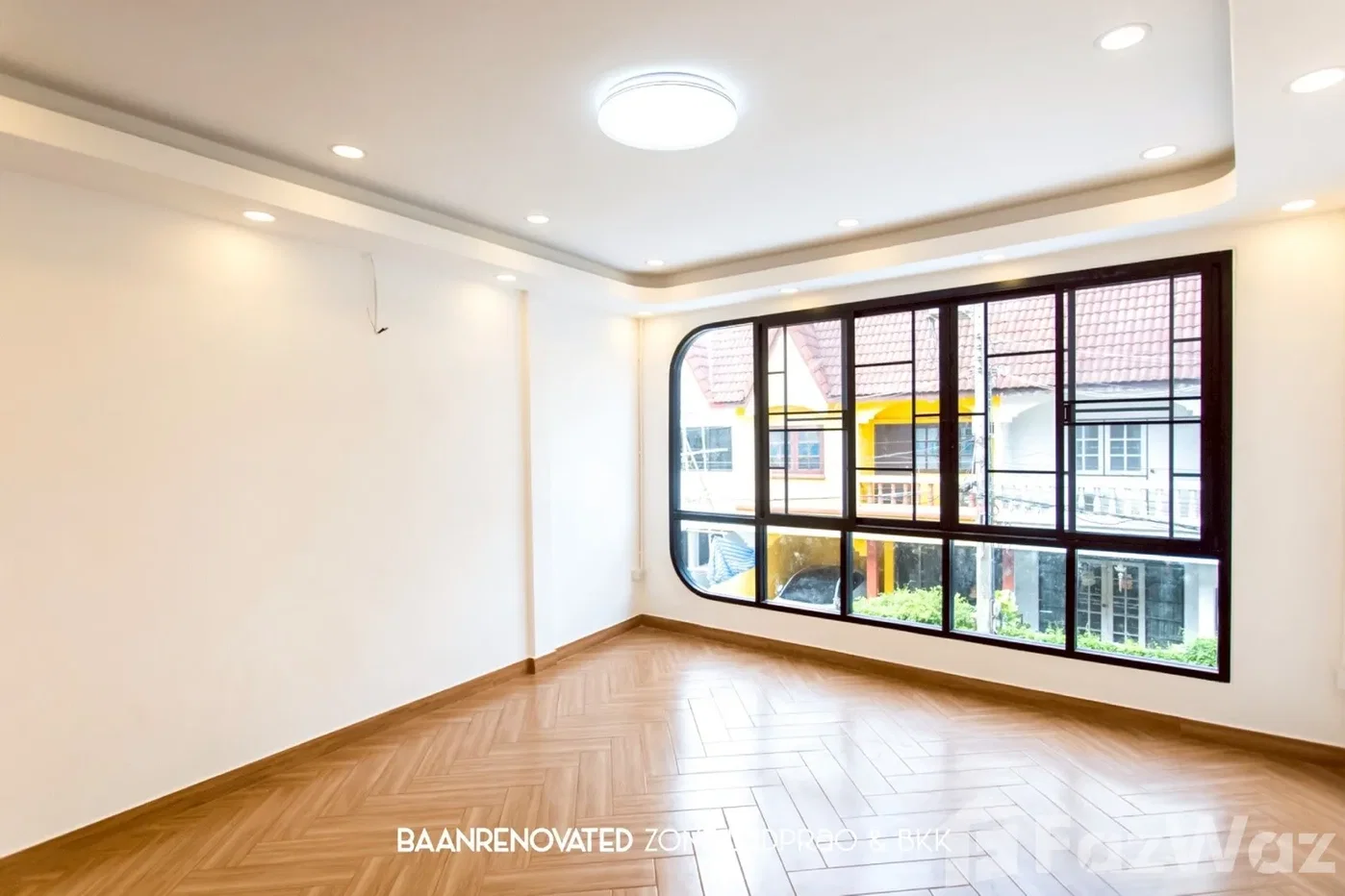 picture Beautifully Renovated | Bright & Functional Layout 6744437 - 6/11