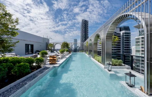 2 ห้องนอน | 2 ห้องน้ำ | BTS Chong Nonsi | 115 ตร.ม. | 135,000 บาท/เดือน | ชั้น 21 — The Reserve Sathorn กรุงเทพฯ
