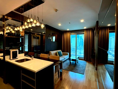 คอนโดให้เช่า : 1 ห้องนอน | 1 ห้องน้ำ | MRT Phetchaburi | 45 ตร.ม. | 28,000 บาท/เดือน | ชั้น 10 — The Address Asoke กรุงเทพฯ