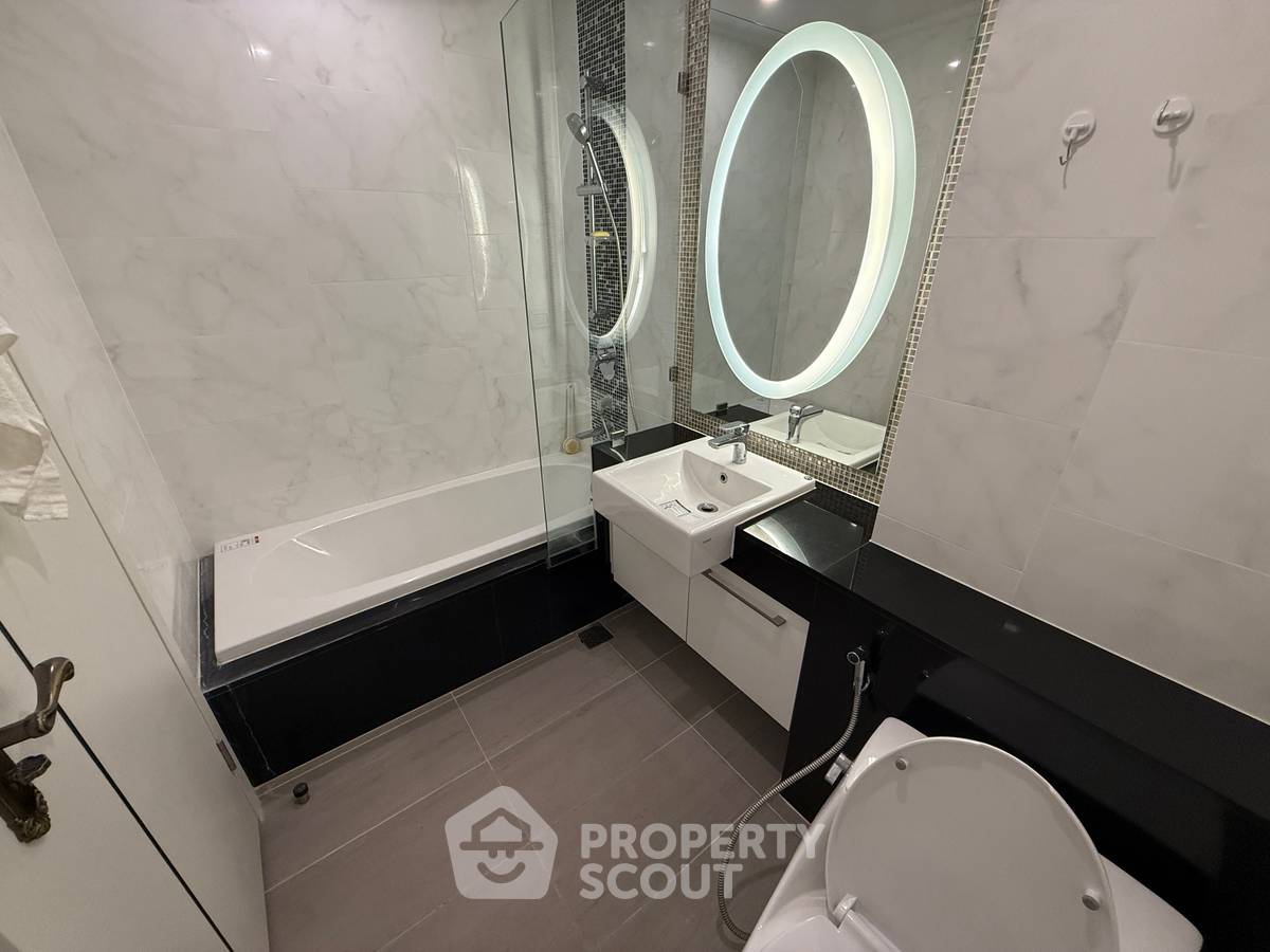 รูป คอนโด 3 ห้องนอน ชั้น 30 Supalai Oriental Sukhumvit 39 ใกล้ MRT เพชรบุรี (ID 3068893) - รูปที่ 18/19