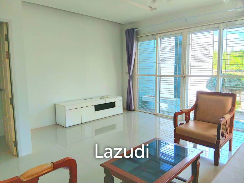 picture Townhouse 2 Bed near town - 4/19