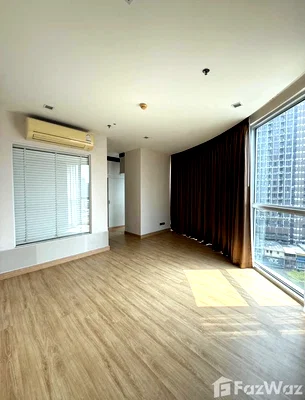 ขายคอนโด : ขาย คอนโด 1 ห้องนอน ในโครงการ สกาย วอล์ค เรสซิเดนซ์ 6725525