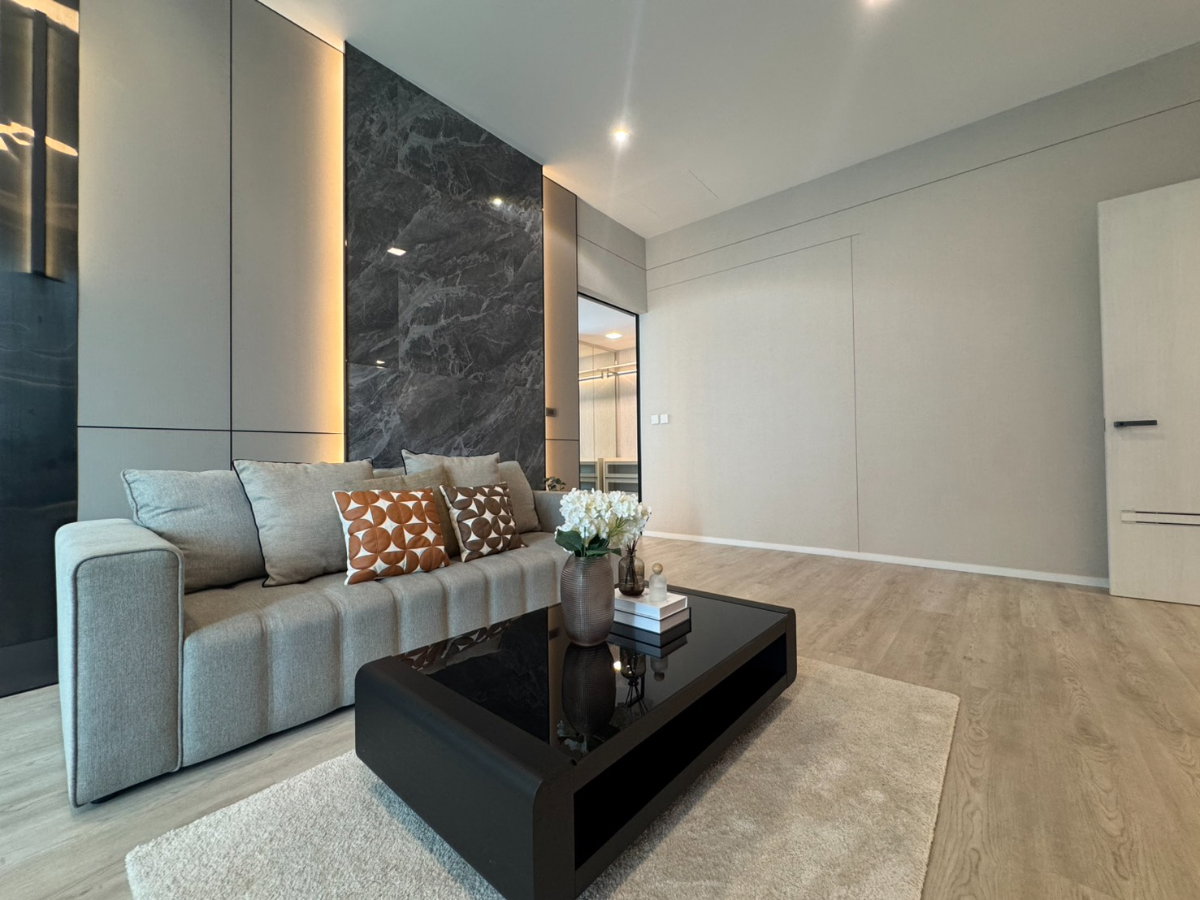 รูป P0922/บ้านหรูหลังริม Vive กรุงเทพกรีฑา | พื้นที่ใช้สอย 421 ตร.ม. ค่าเช่า 250,000 บาท/เดือน - รูปที่ 37/42