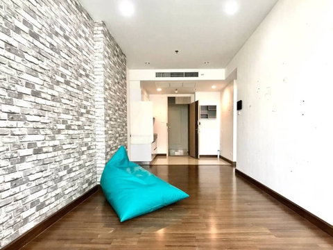 1Bed | 1Bath | BTS Nopparat | 49sqm | THB 13,000/mo | Fl.15 — Supalai Lite Sathorn - Charoenrat Bangkok