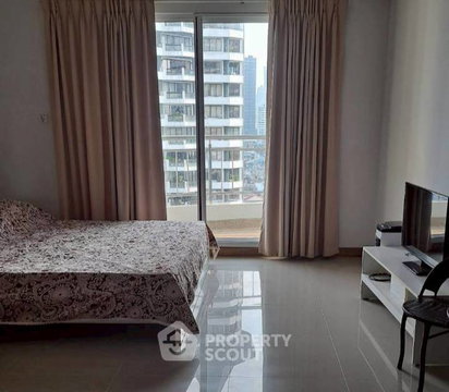 Studio Condo at Supalai River Resort Charoen Nakhon in Samre (ID 3262250)