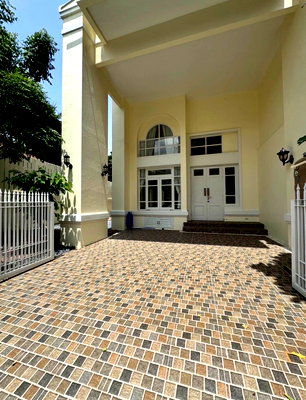 Condos for rent : 3Bed | 4Bath | BTS On Nut | 250sqm | THB 69,000/mo | Fl.4 — The Base Sukhumvit 50 Bangkok