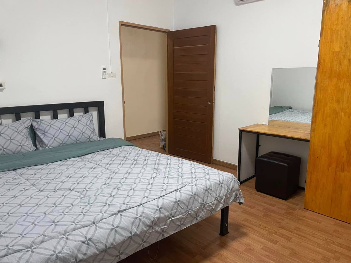 รูป 🏢 ขายด่วน! คอนโด SR Complex 80 ตร.ม. 3 นอน 2 น้ำ 1.99 ล้าน 📞 063-6649056 - รูปที่ 4/17