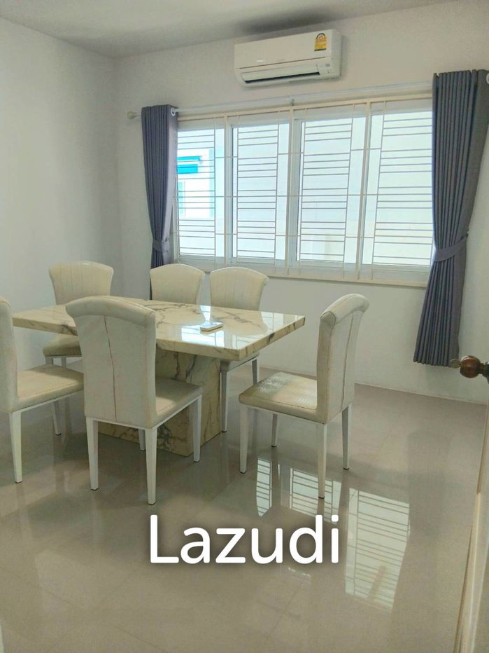 picture Townhouse 2 Bed near town - 6/19