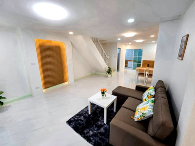Townhouses for sale Bang Bua Thong Nonthaburi : ⭐✨ RH-187 Townhouse for Sale at Rattanathani (Wat Lat Pla Duk Road) ✨⭐