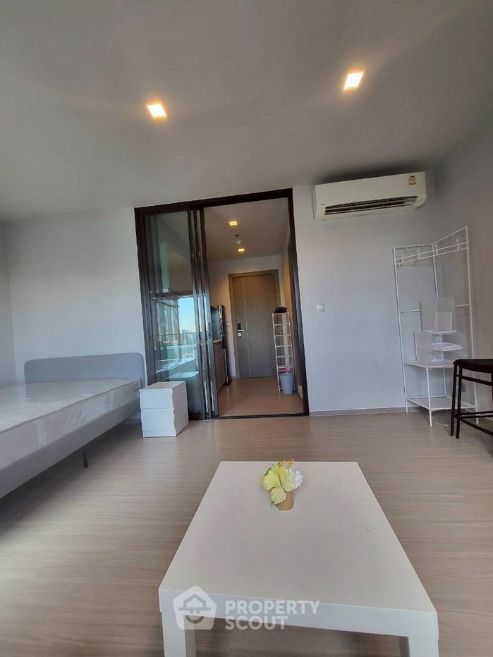 picture Studio Condo at Life Asoke - Rama 9 near MRT Phra Ram 9 (ID 3263930) - 9/13