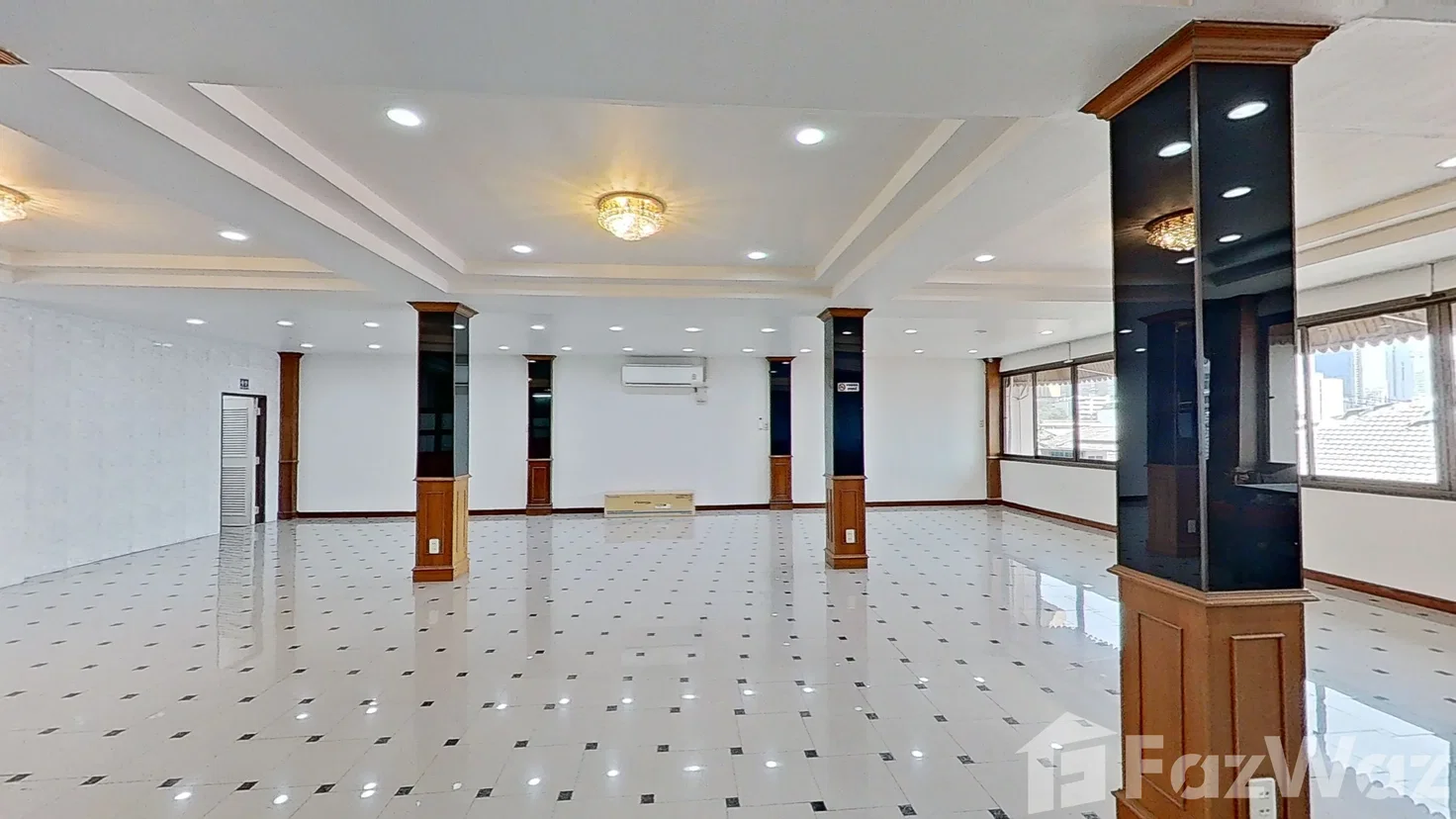 รูป ขาย ทาวน์เฮ้าส์ 13 ห้องนอน ใน คลองตัน, กรุงเทพมหานคร 1371648 - รูปที่ 8/19