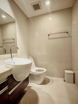 1 ห้องนอน | 1 ห้องน้ำ | BTS Phra Khanong | 38 ตร.ม. | 24,000 บาท/เดือน | ชั้น 29 — Sky Walk Residence กรุงเทพฯ