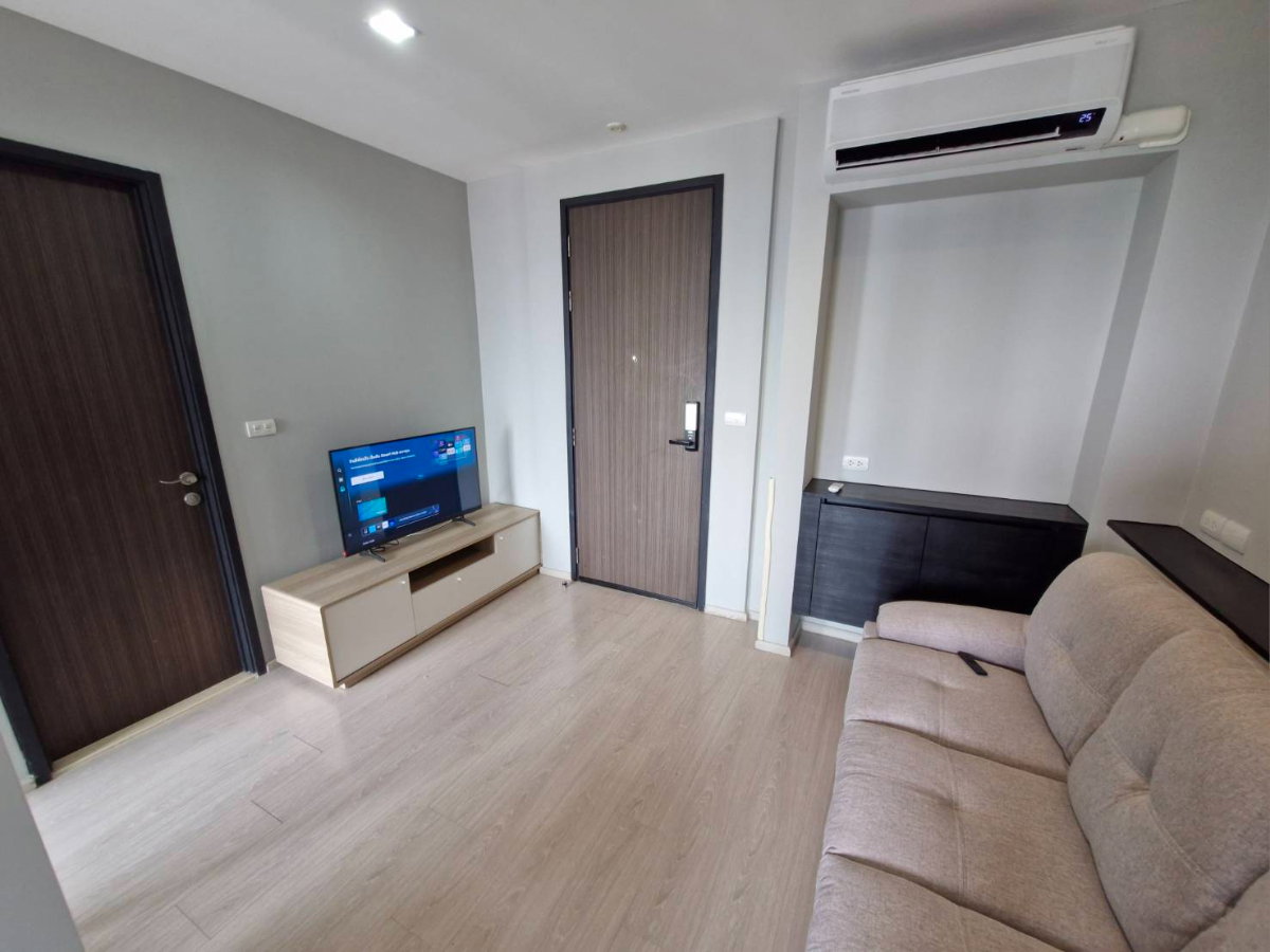 รูป เช่า 18,000 บาท ริทึ่ม สุขุมวิท 44/1  1 ห้องนอน ขนาด 32 ตรม ชั้น 8  ติดกับ BTS สถานีพระโขนง - รูปที่ 1/9