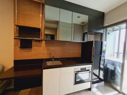 รูปภาพ 1 ห้องนอน | 1 ห้องน้ำ | BTS Surasak | 35 ตร.ม. | 16,000 บาท/เดือน | ชั้น 7 — The Room Sathorn-St.louis กรุงเทพฯ