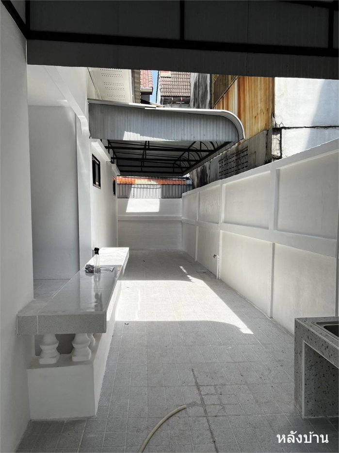 รูป ขายบ้านเดี่ยว 2 ชั้น ลาดพร้าว 94 / 5 ห้องนอน 4 ห้องน้ำ - รูปที่ 15/29