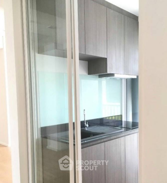 picture 3-BR Condo at The Saint Residences near MRT Phahon Yothin (ID 3259315) - 6/6