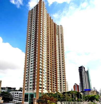 คอนโดให้เช่า : 1 ห้องนอน | 1 ห้องน้ำ | BTS Wongwian Yai | 55 ตร.ม. | 18,000 บาท/เดือน | ชั้น 7 — Villa Sathorn กรุงเทพฯ