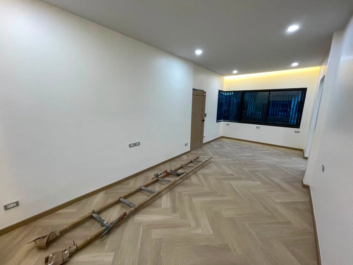 รูป P0912/[ขายด่วน] บ้านเดี่ยวหลังใหญ่ ซอยลาดพร้าว 87 (ทะลุเลียบด่วน CDC) - รูปที่ 15/35